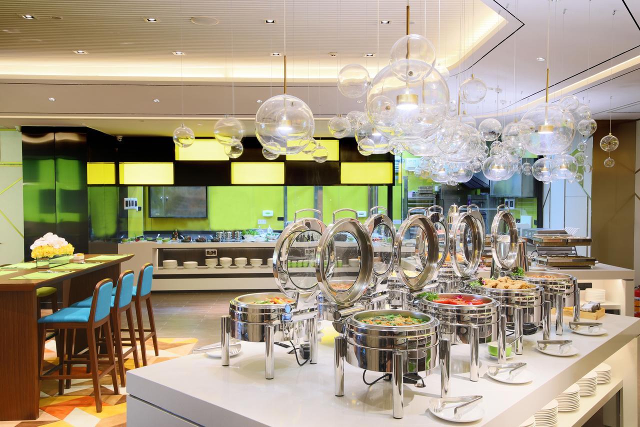 Hampton By Hilton Zhongshan Nanlang Exterior photo