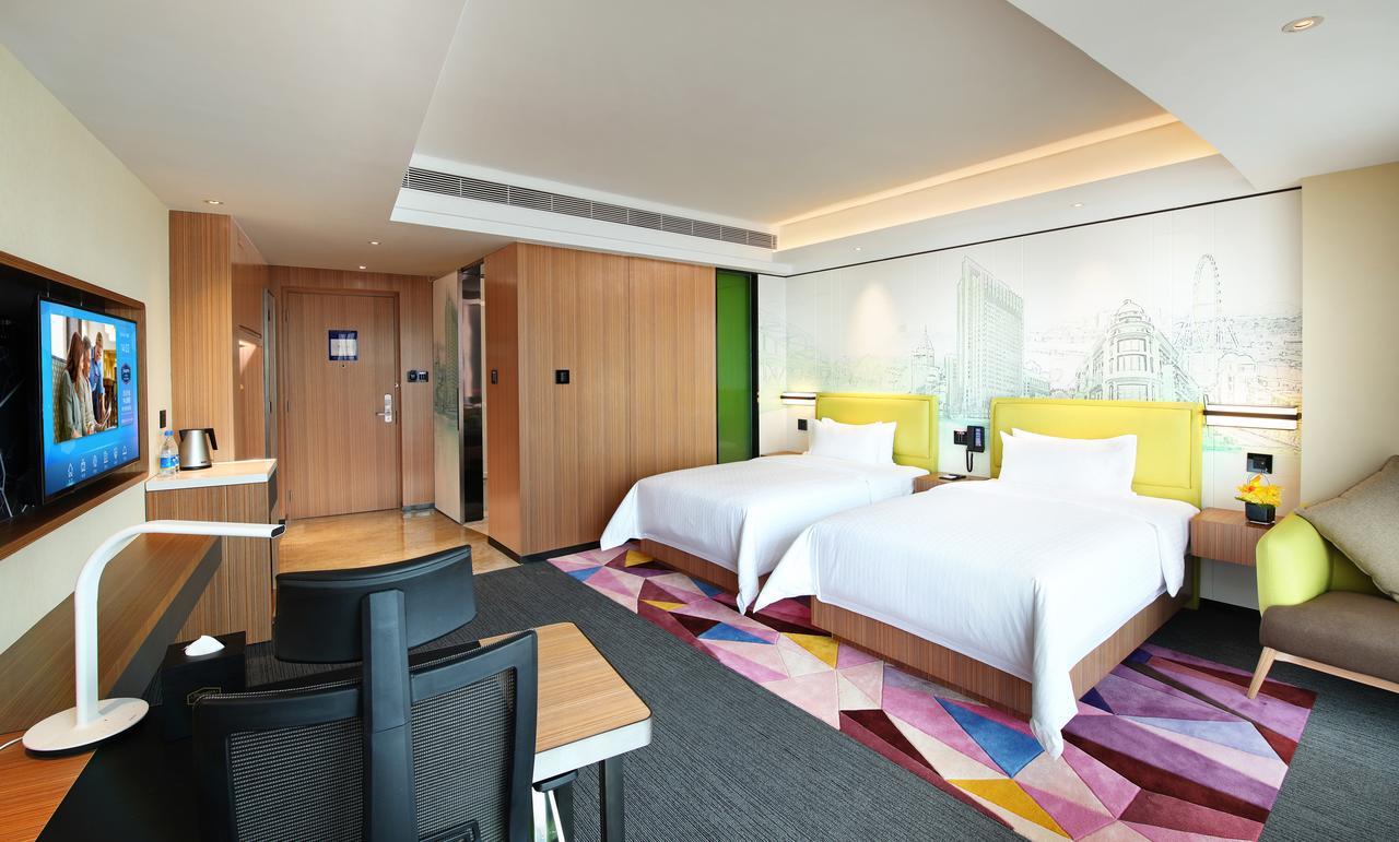 Hampton By Hilton Zhongshan Nanlang Exterior photo