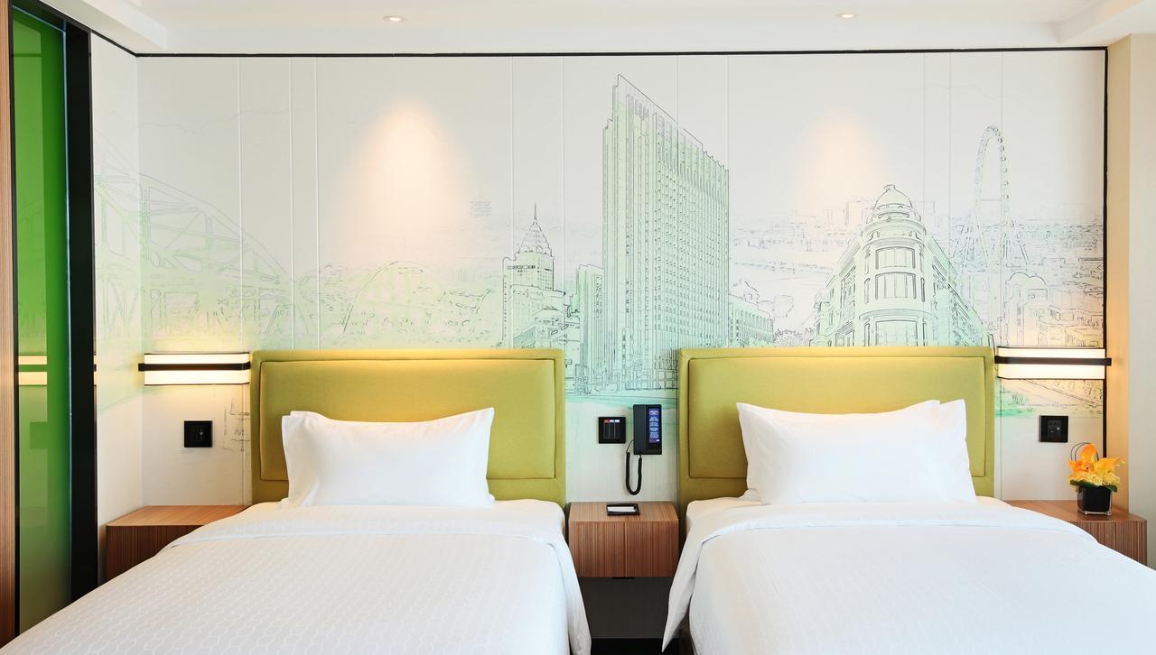 Hampton By Hilton Zhongshan Nanlang Exterior photo