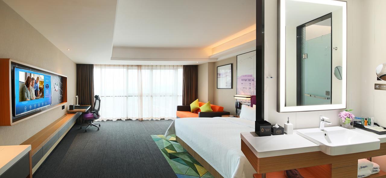 Hampton By Hilton Zhongshan Nanlang Exterior photo