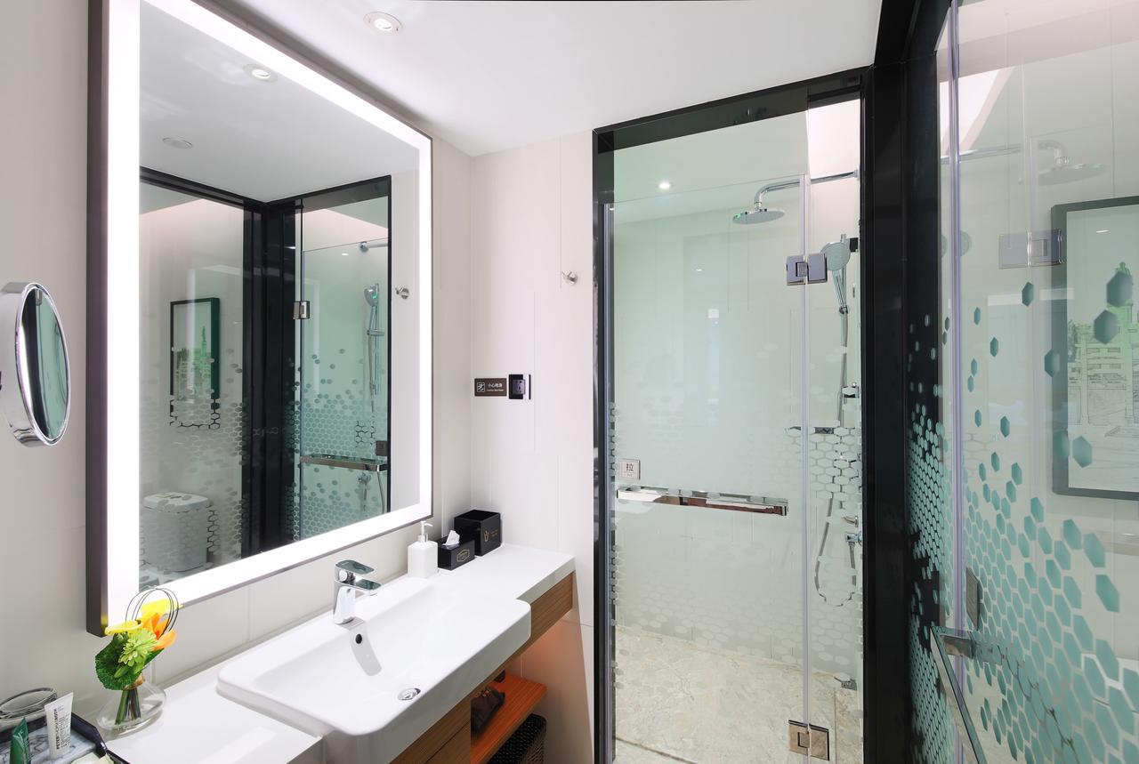 Hampton By Hilton Zhongshan Nanlang Exterior photo